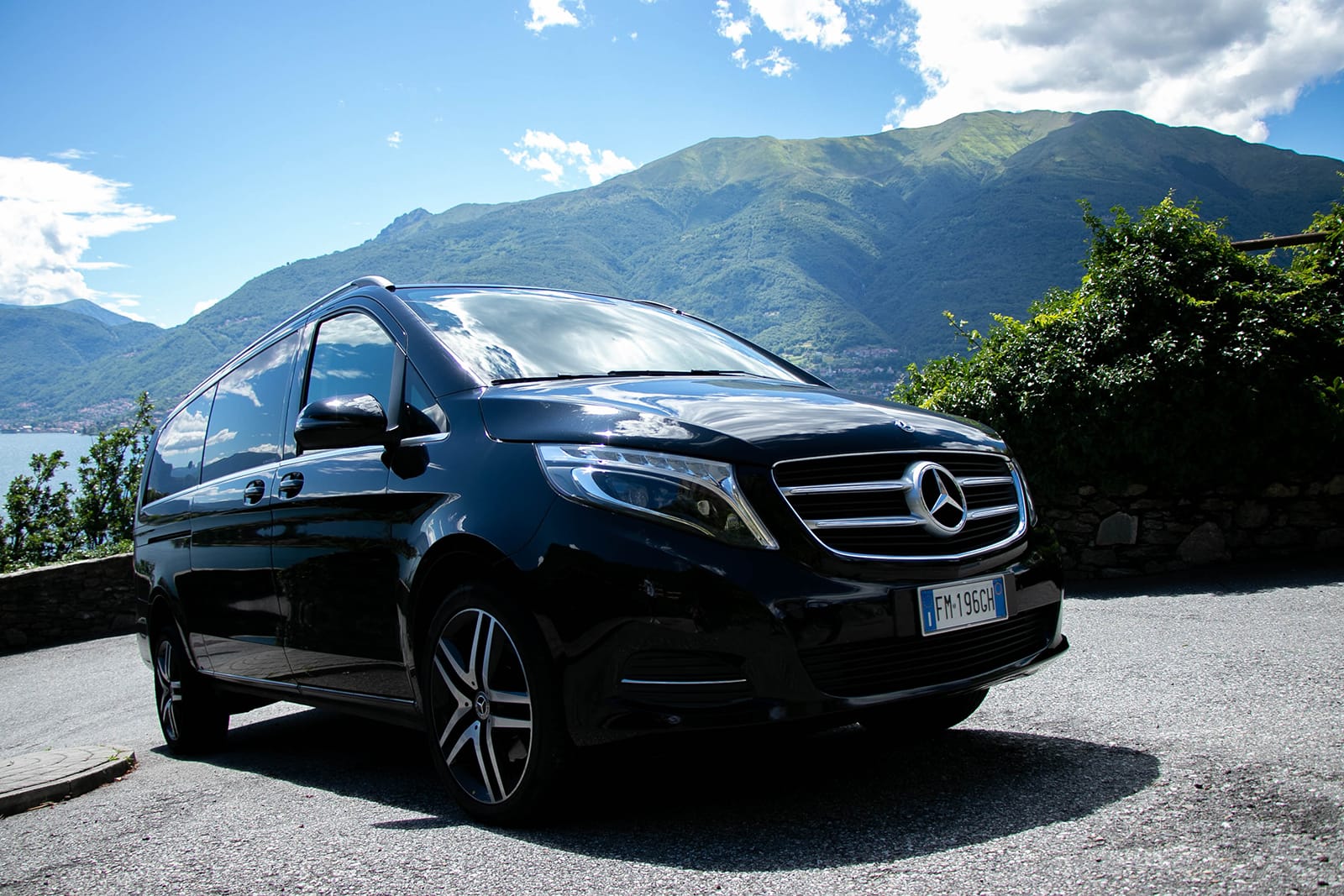 ddrive taxy rent  car Italy tour luxury